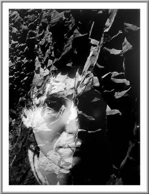 Felsenfrau (2001) Georg Hübner - Georg Hübner - auf - Array - Felsenfrau (2001) Georg Hübner - Georg Hübner - auf - Array -