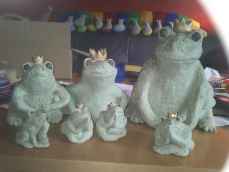 Frösche - Renate Dill - Array auf - Array - Frösche - Renate Dill - Array auf - Array -